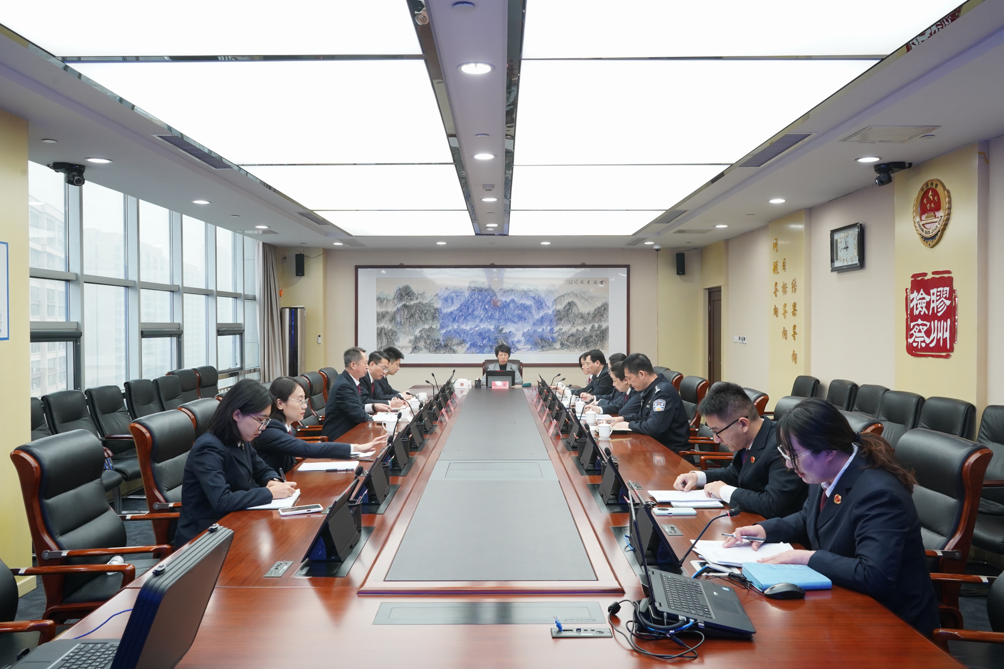 胶州市人民检察院召开2025年度检察业务质效分析会